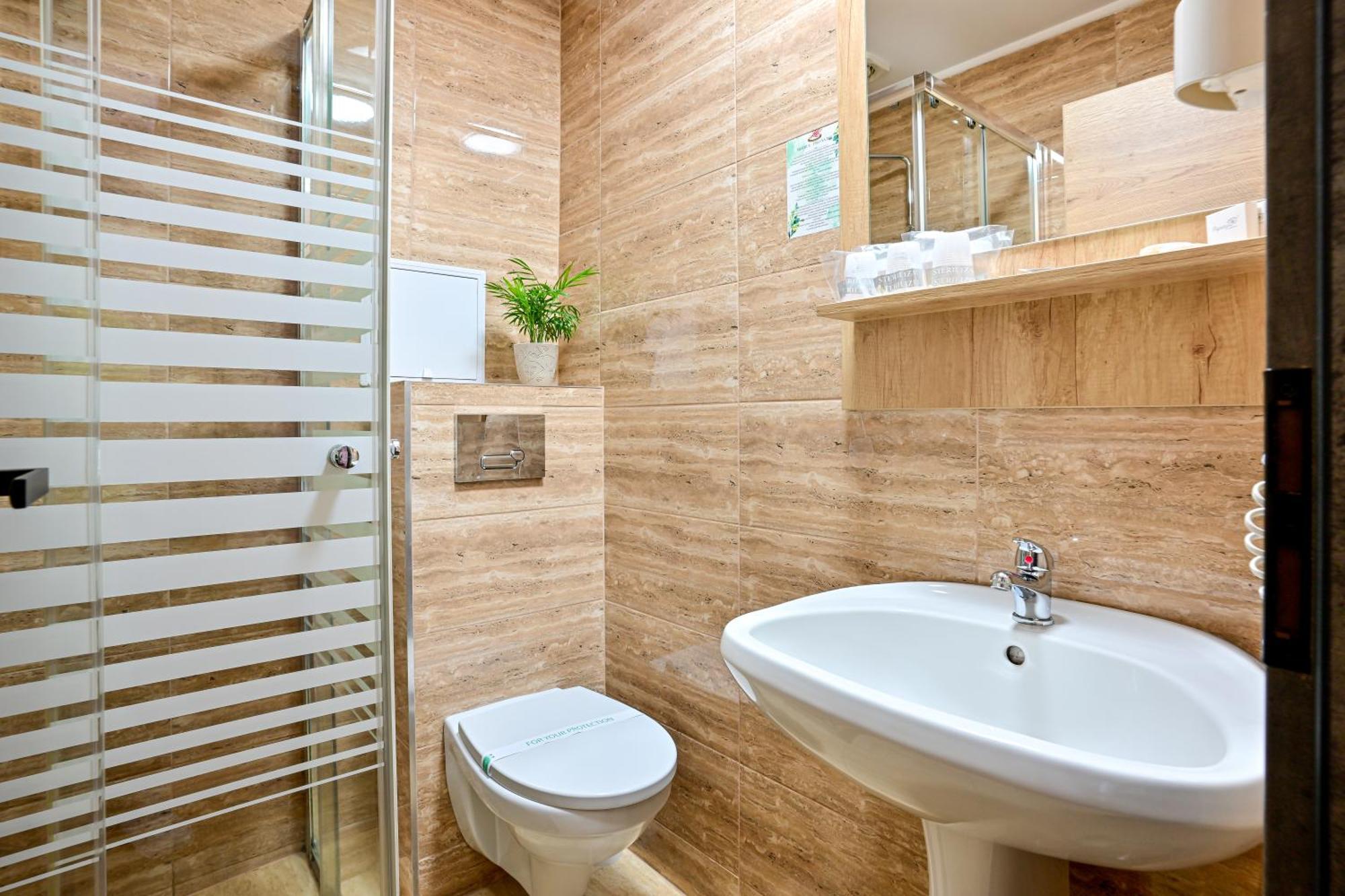 Hotel Class Hermannstadt Экстерьер фото