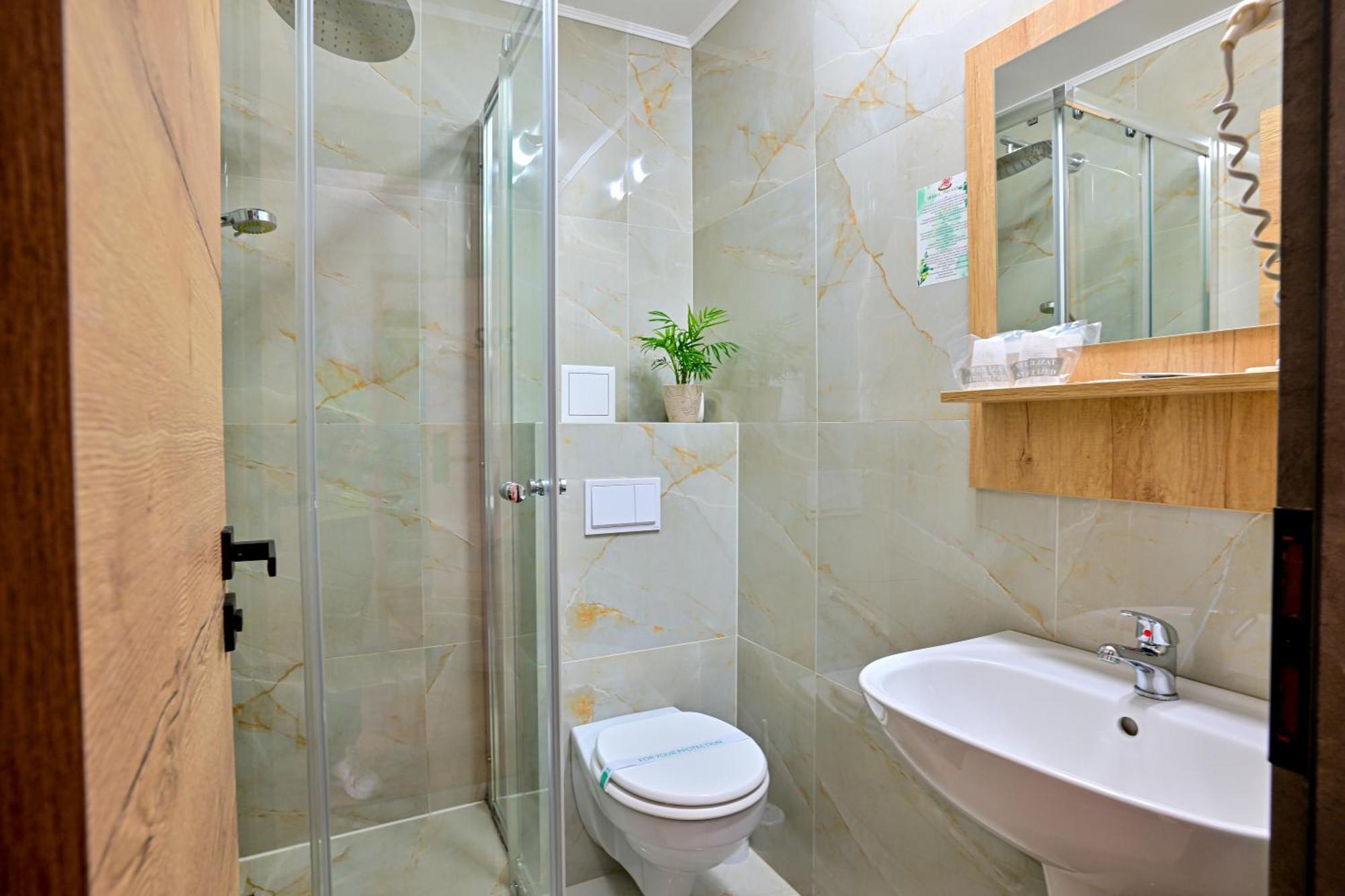 Hotel Class Hermannstadt Экстерьер фото